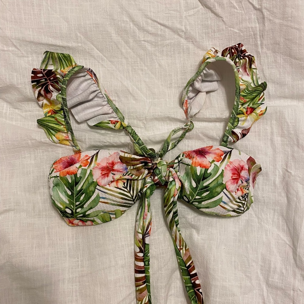 Women’s swim top